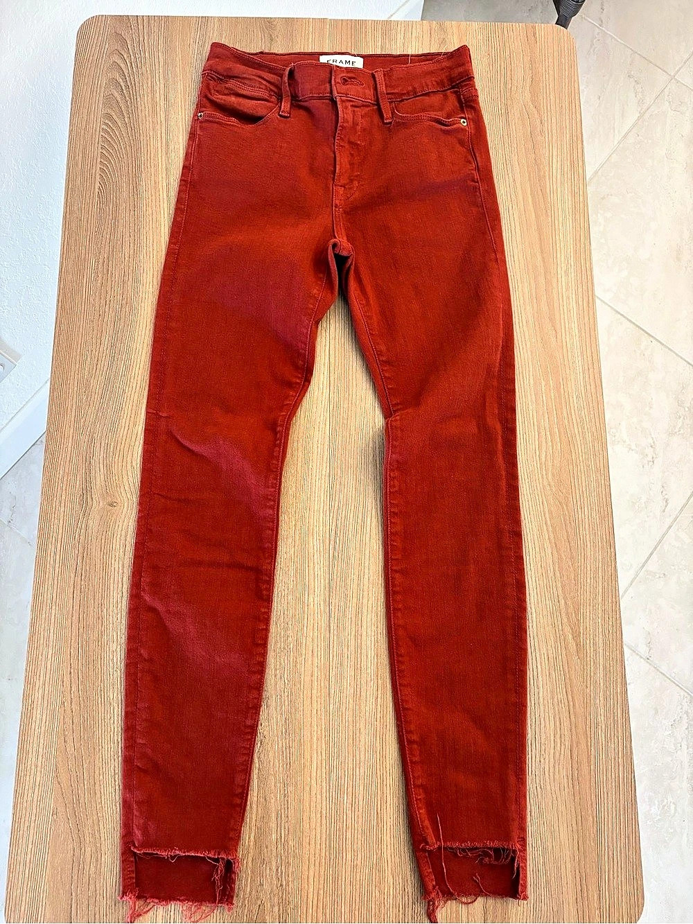 FRAME Le High Skinny Jeans in Red Waist 24